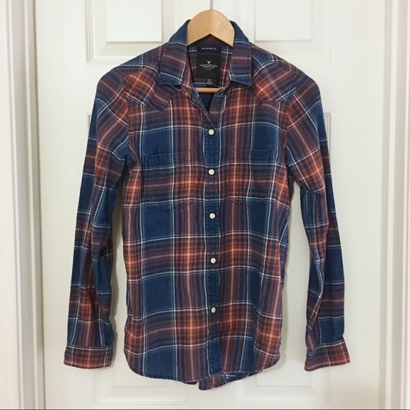 American Eagle Outfitters Tops - { AE Outfitters } Boyfriend Button-down Flannel XS